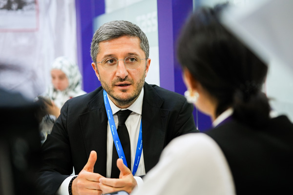 Перейти к новости "«Газпром-Медиа Холдинг» разрабатывает проект обмена блогерами для создания кросс-культурного контента"