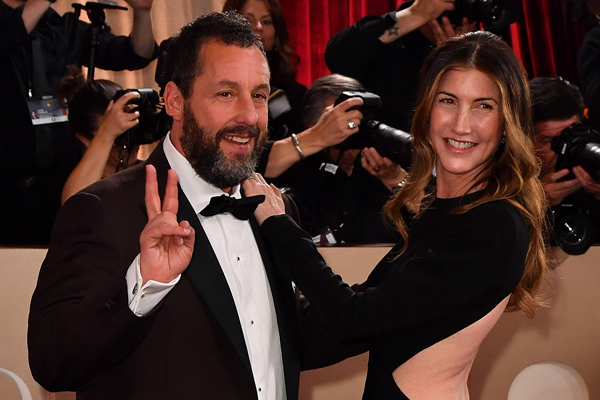 Перейти к новости "Золотой глобус — 2026"